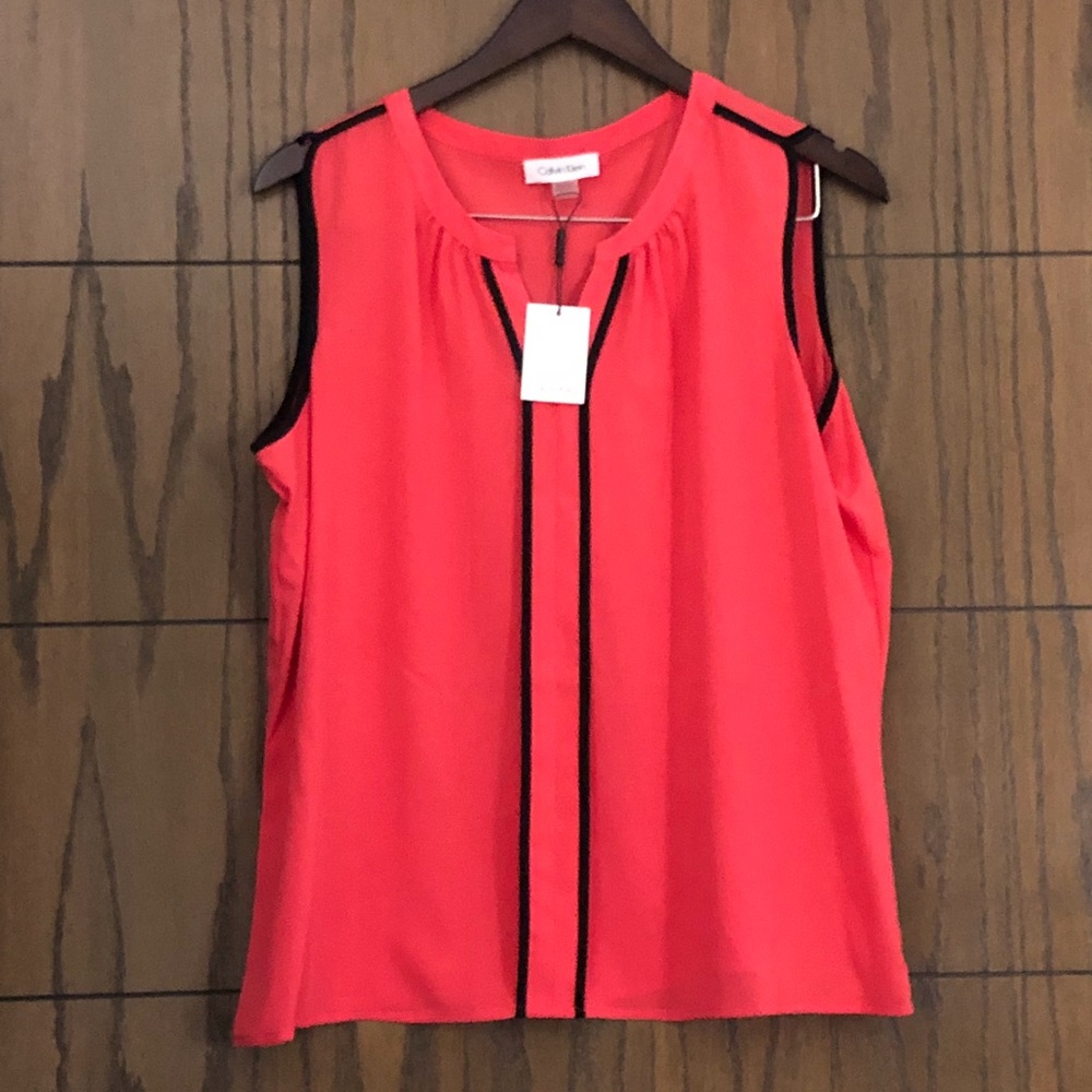🔥Calvin Klein🔥 Cute Top!